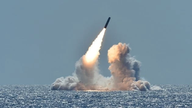 Οι Μοσχοβίτες χτίζουν καταφύγια μεταδίδει το BBC εν μέσω απειλών για επίθεση Ισραήλ-ΗΠΑ στη Συρία – Β.Πούτιν: «Αν η Ρωσία δεχθεί επίθεση τότε…»